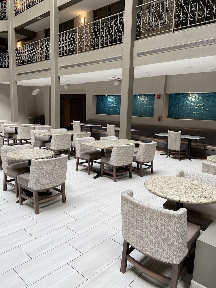 Embassy Suites By Hilton Chicago Schaumburg Woodfield Luaran gambar