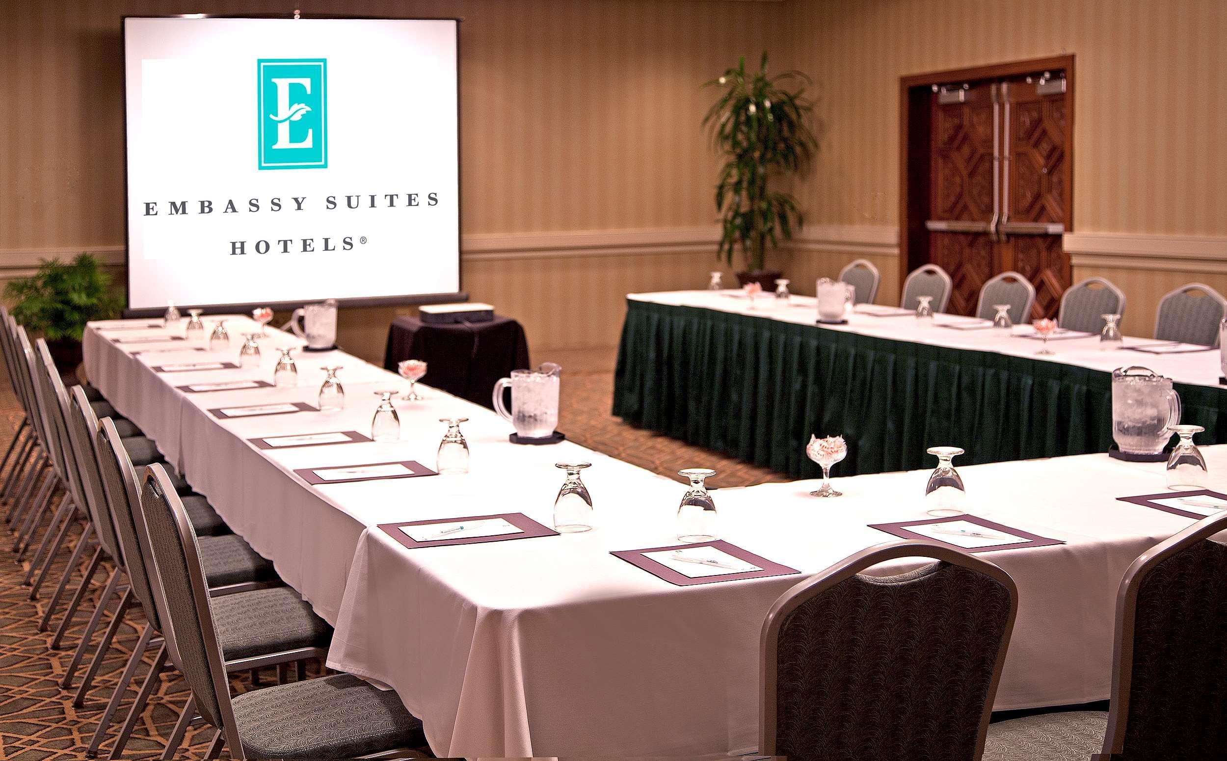 Embassy Suites By Hilton Chicago Schaumburg Woodfield Luaran gambar