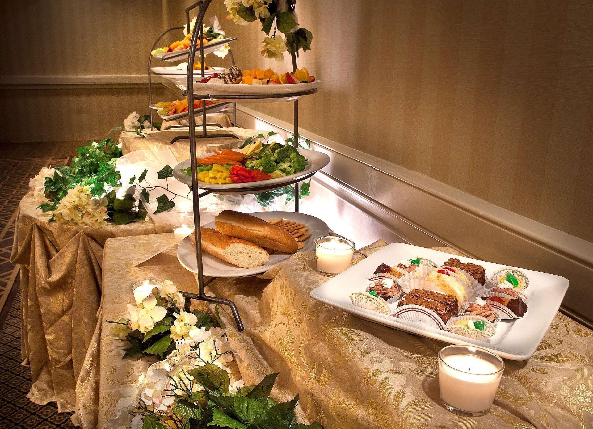 Embassy Suites By Hilton Chicago Schaumburg Woodfield Restoran gambar