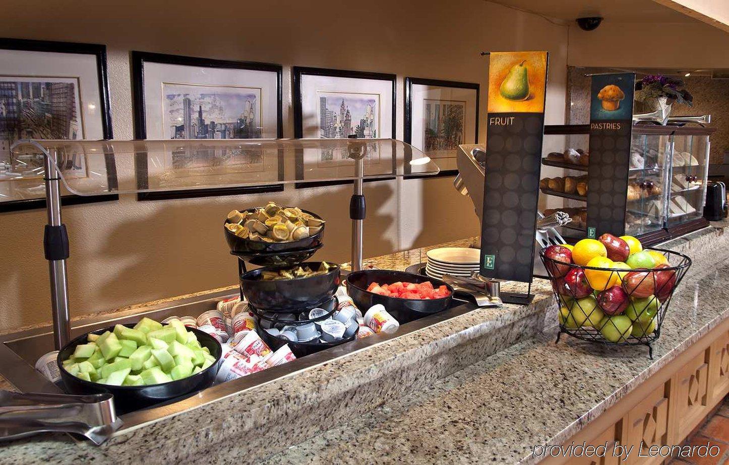 Embassy Suites By Hilton Chicago Schaumburg Woodfield Restoran gambar