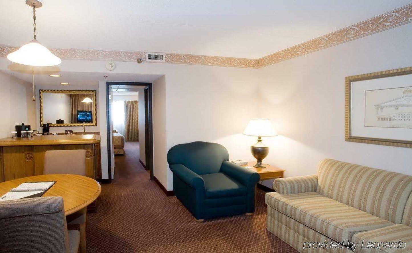 Embassy Suites By Hilton Chicago Schaumburg Woodfield Luaran gambar